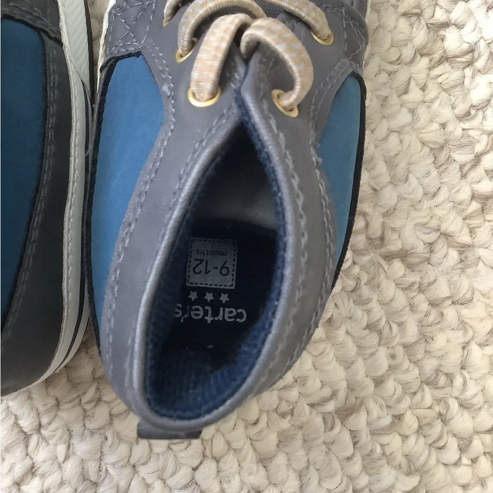 NWOT Carters Gray Blue Early Walker Sneakers Elastic Strings 9-12 Months